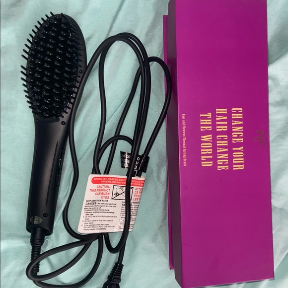 PYT Fast and Flawless Thermal Styling Brush - Picture 1 of 7